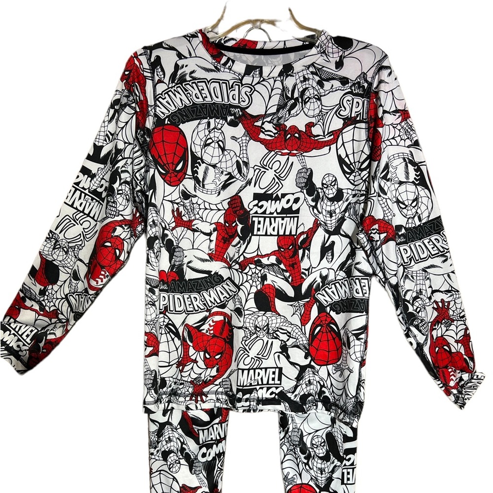 Marvel Spider Man Pajamas. (Teen)